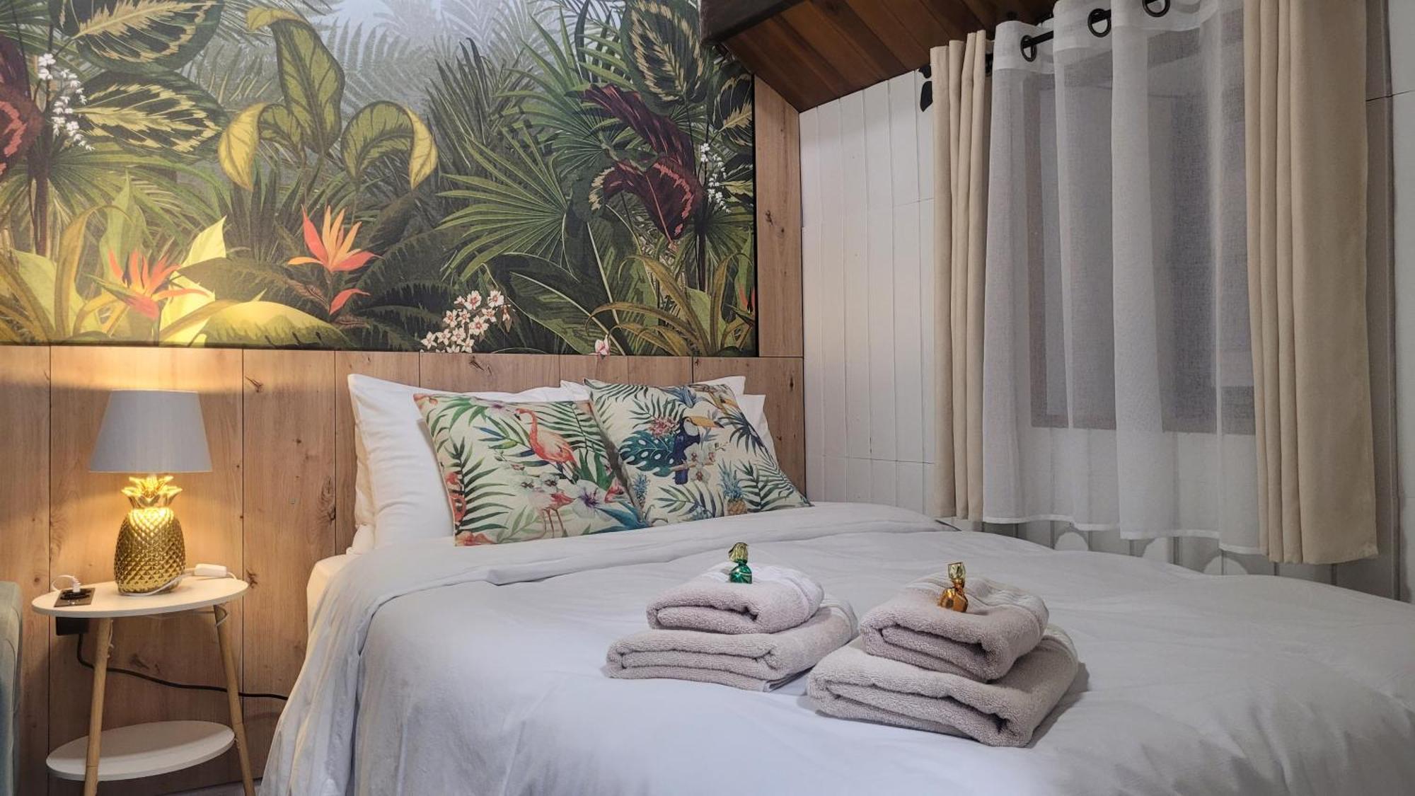 Free Parking, 40 Meters From The Beach, Wi-fi, Ac Lägenhet *