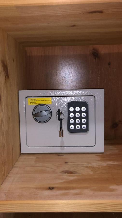 Appartement Free Parking, 40 Meters From The Beach, Wi-fi, Ac