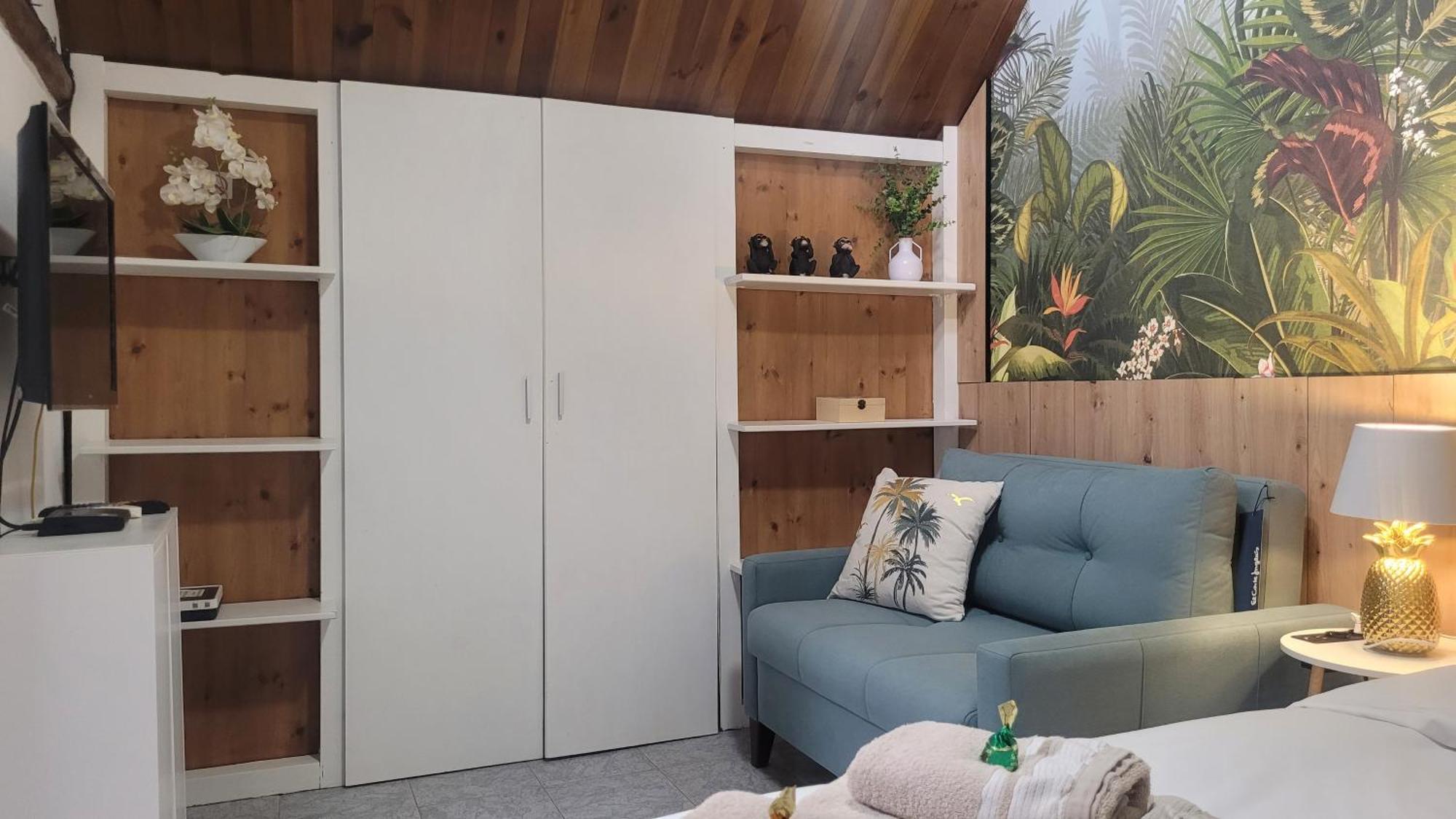 Free Parking, 40 Meters From The Beach, Wi-fi, Ac Appartement